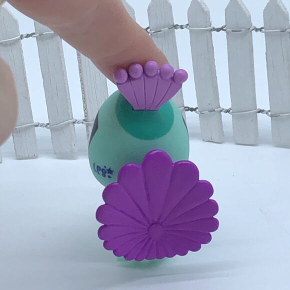 Littlest Pet Shop G4 Blue & Purple Peacock # 2738 Purple Eyes - Picture 3 of 4
